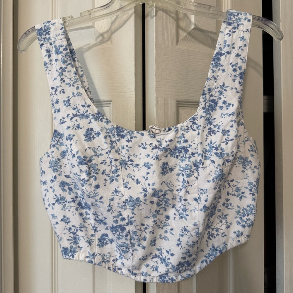 Sim & Sam Floral Blue and White Women's Top